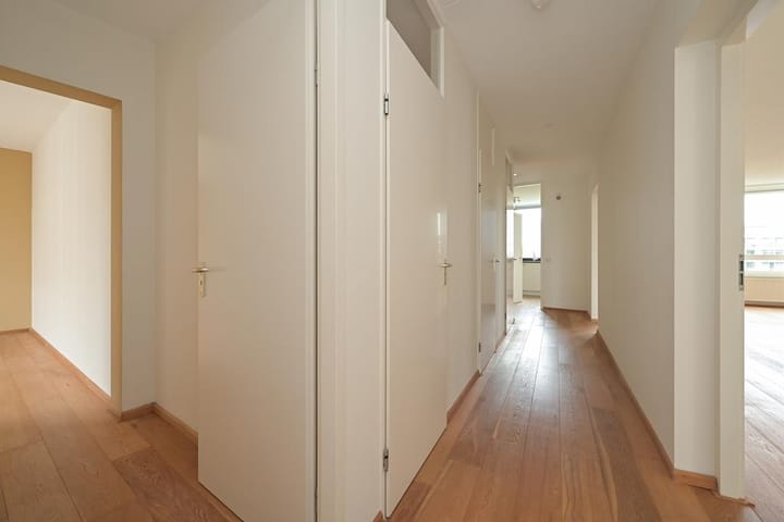 Foto 10 van Burgemeester De Monchyplein 129