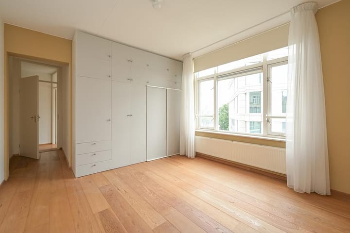 Foto 12 van Burgemeester De Monchyplein 129