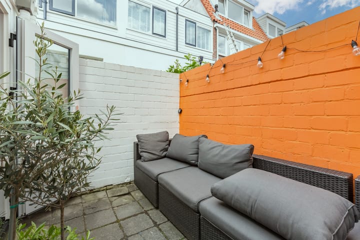 Foto 15 van Riouwstraat 77