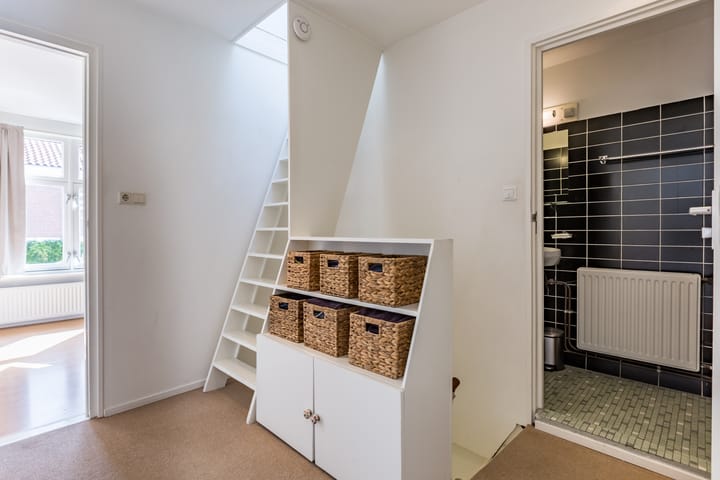 Foto 24 van Riouwstraat 77