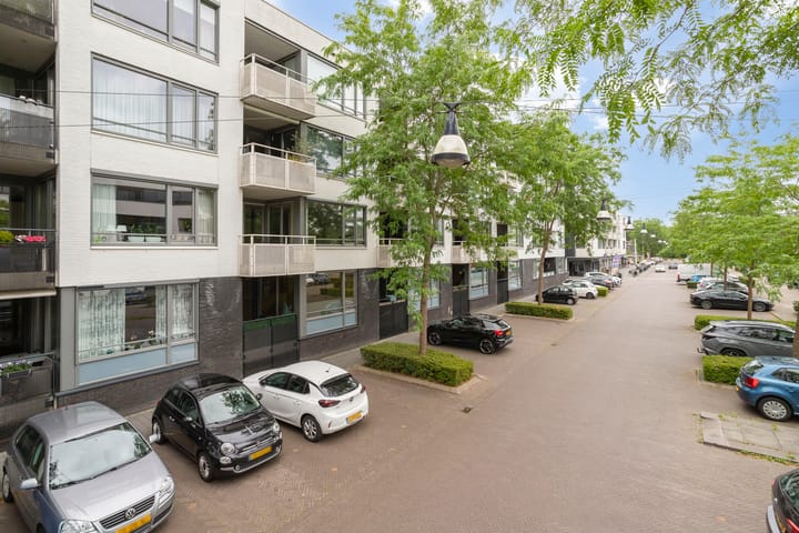 Foto 25 van Manis Krijgsmanhof 32