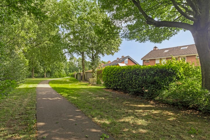 Foto 3 van van Bothnialaan 35