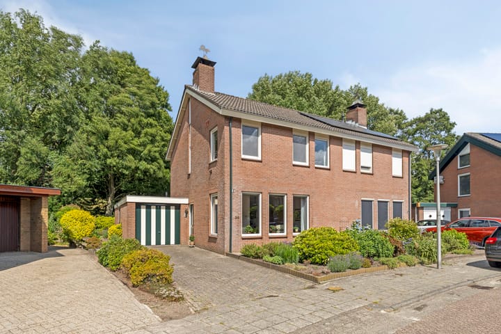 Foto 20 van van Bothnialaan 35