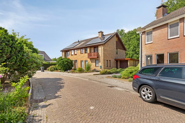 Foto 22 van van Bothnialaan 35