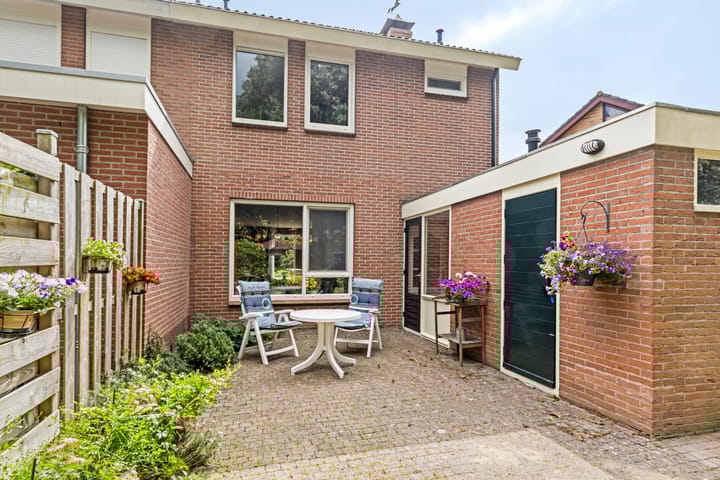 Foto 27 van van Bothnialaan 35