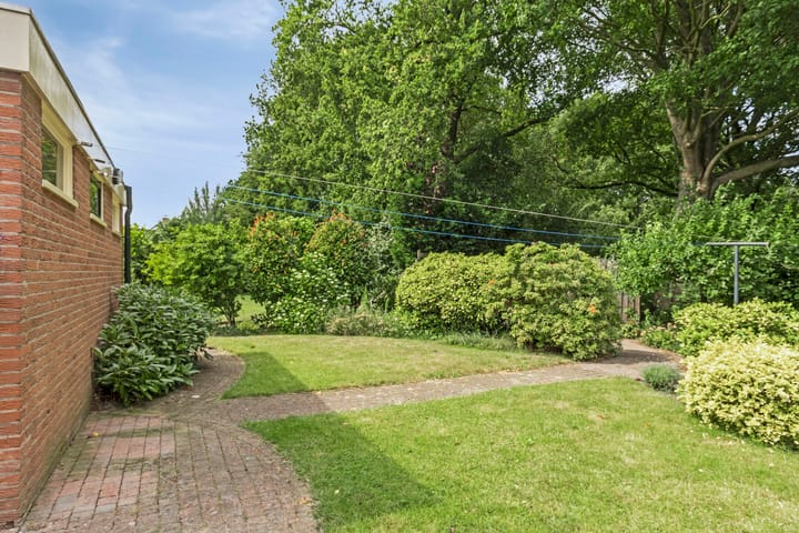 Foto 28 van van Bothnialaan 35