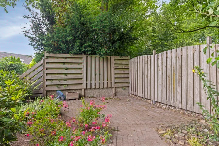 Foto 30 van van Bothnialaan 35