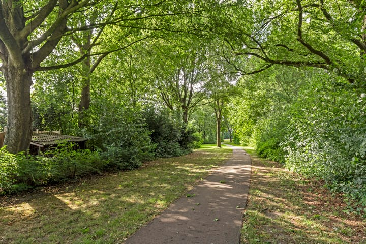 Foto 31 van van Bothnialaan 35