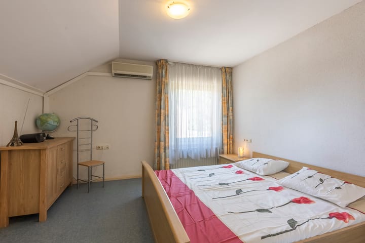 Foto 15 van Tuinstraat 4