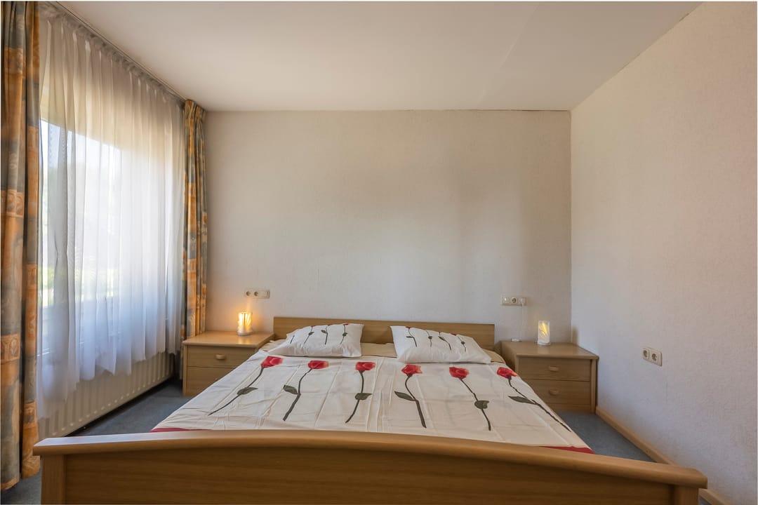 Foto 16 van Tuinstraat 4