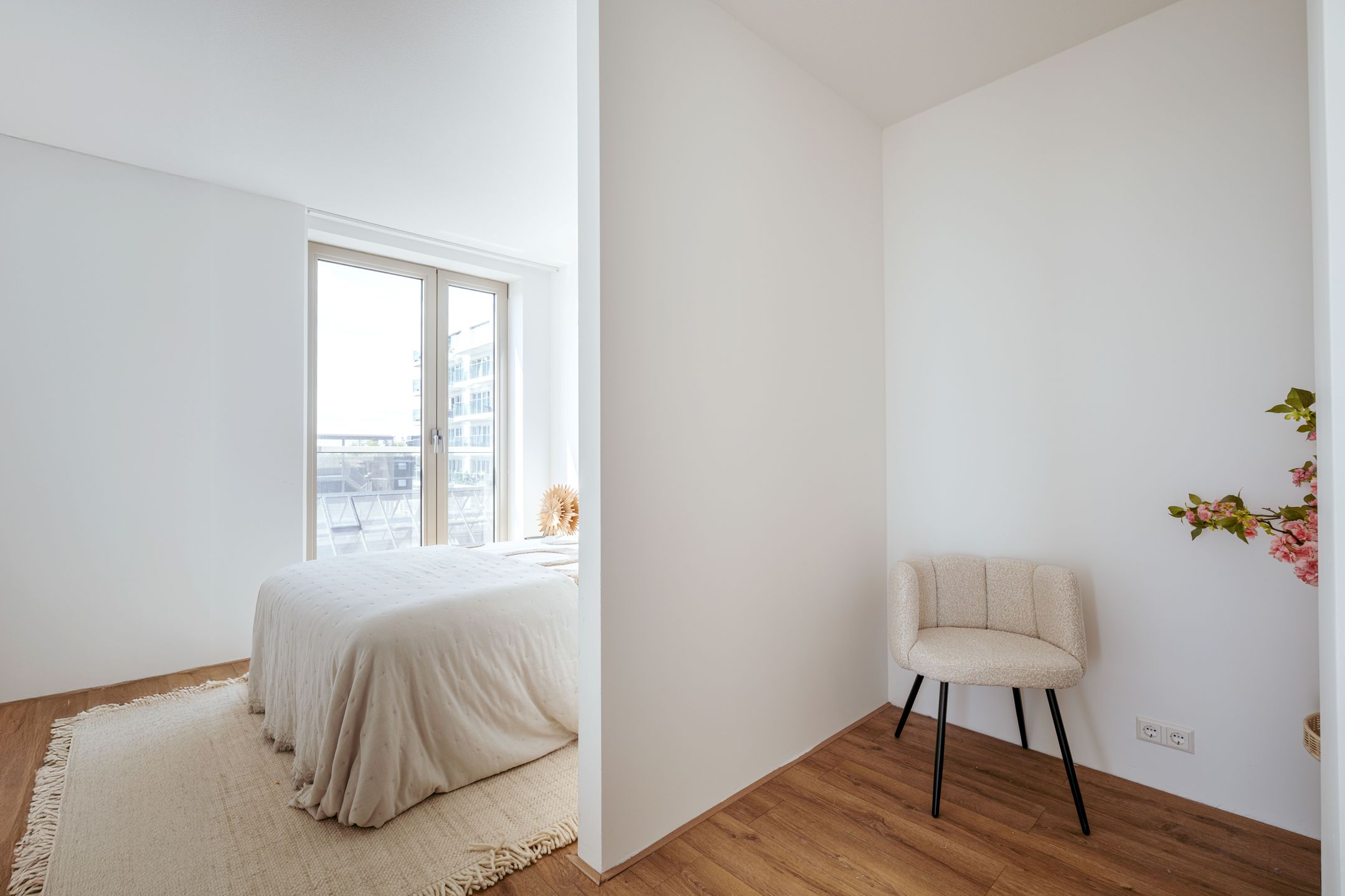 Photo 15 of Oostenburgermiddenstraat 493