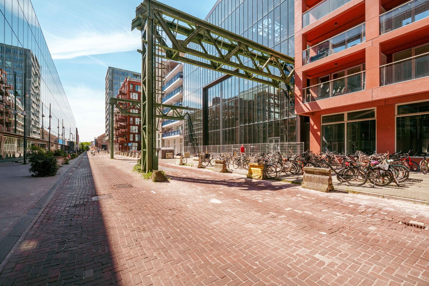 Photo 20 of Oostenburgermiddenstraat 493