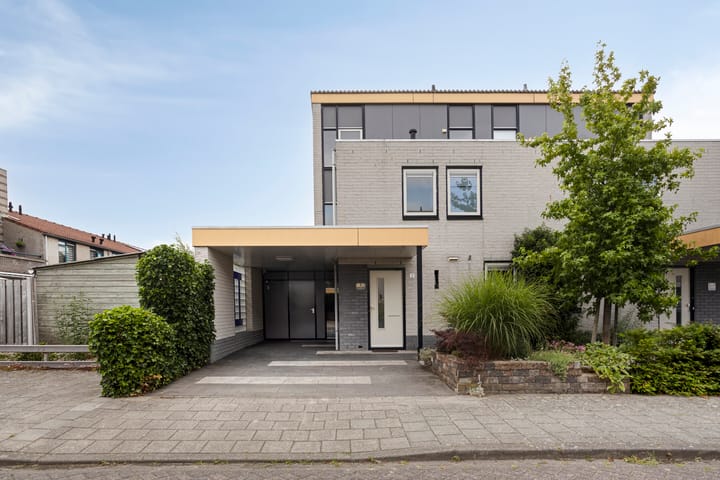 Foto 1 van Revelmanstraat 2