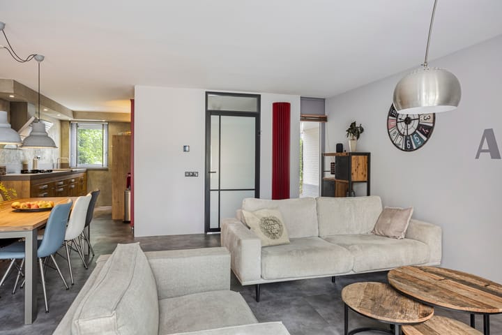 Foto 7 van Revelmanstraat 2