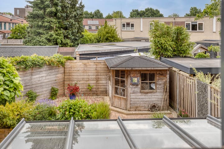 Foto 42 van Revelmanstraat 2