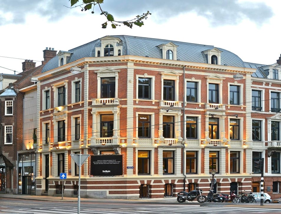 Bekijk foto 1 van Hobbemastraat 2