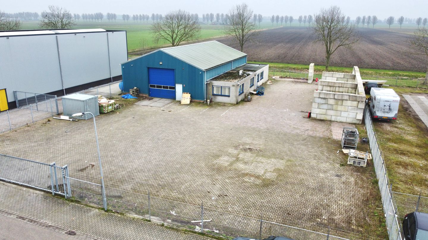 Bekijk foto 2 van Zuiderwijzend 6