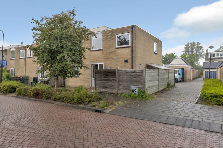 Foto 3 van Plutolaan 23