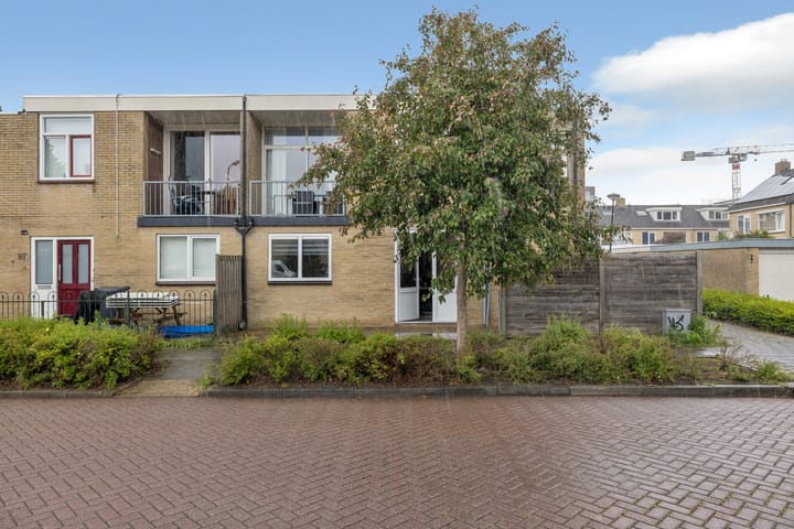 Foto 2 van Plutolaan 23