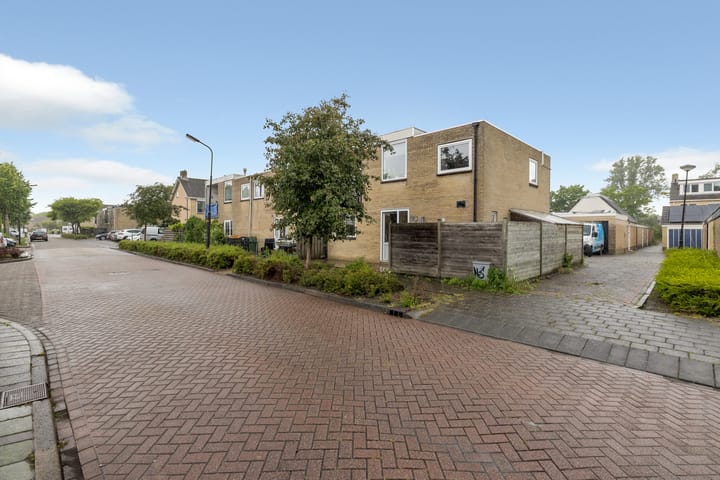 Foto 4 van Plutolaan 23