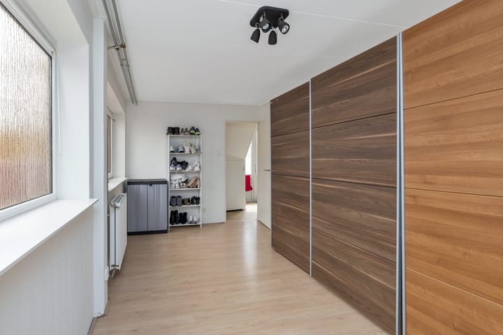 Foto 32 van Plutolaan 23