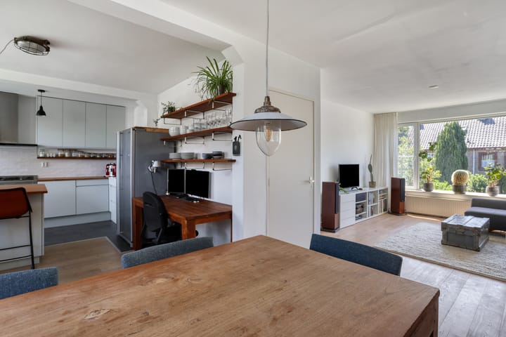 Foto 11 van van Hardenbroeklaan 19