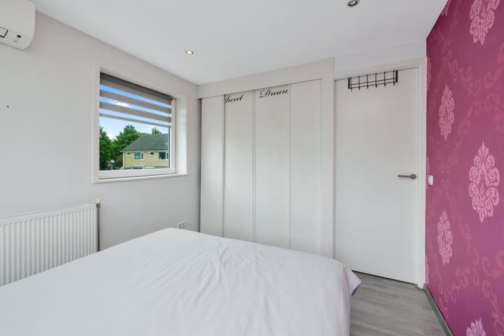 Foto 37 van Plutolaan 23