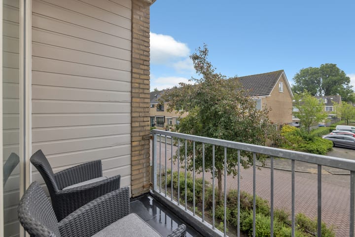 Foto 39 van Plutolaan 23