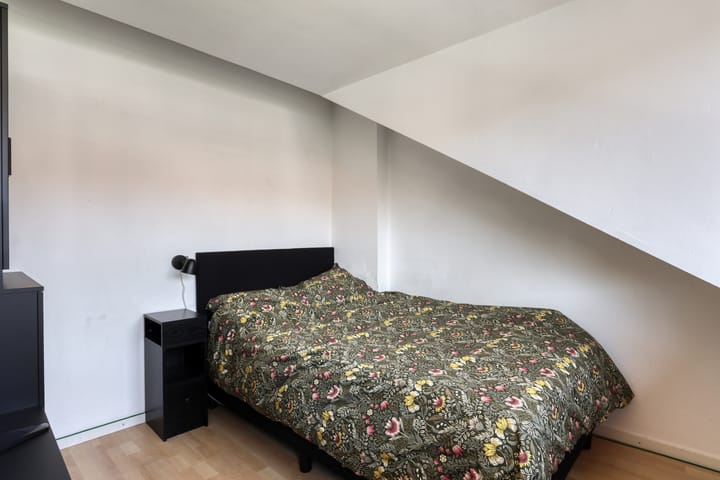 Foto 21 van van Hardenbroeklaan 19