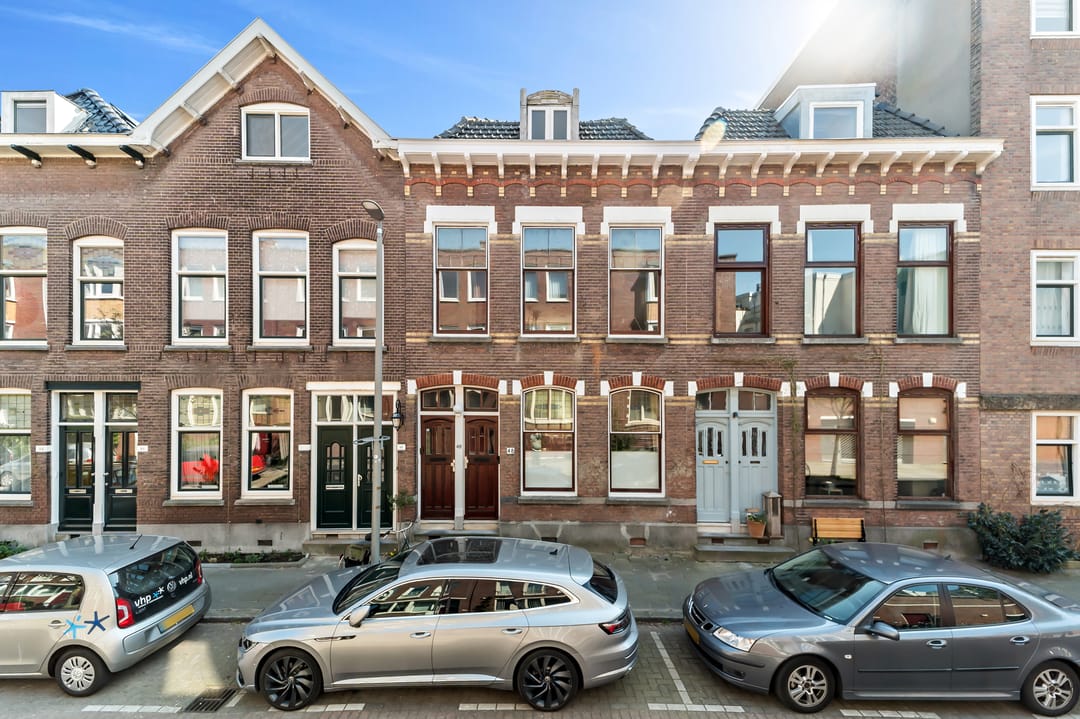 Foto 1 van Zestienhovenstraat 48-A