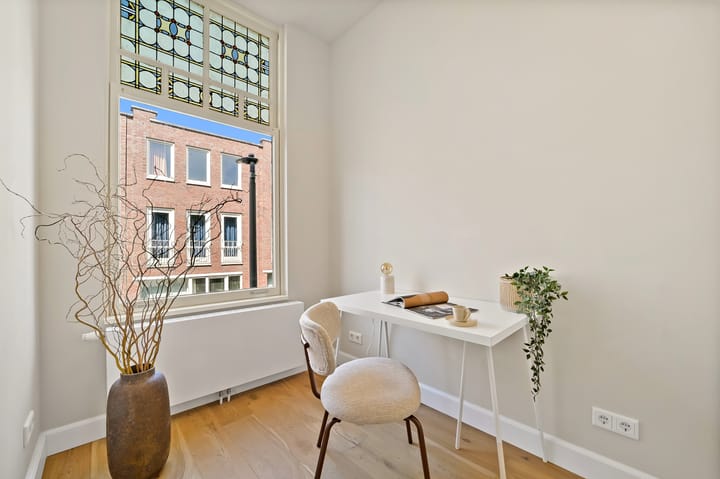 Foto 20 van Zestienhovenstraat 48-A