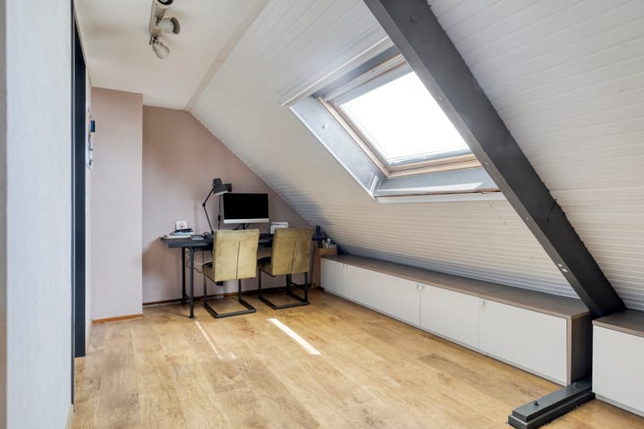 Foto 27 van Westeinde 84