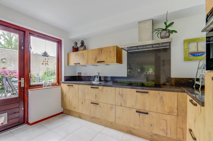 Foto 9 van Talmaplantsoen 60