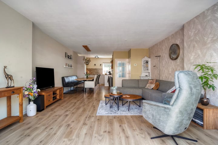 Foto 11 van Mosterdakker 10