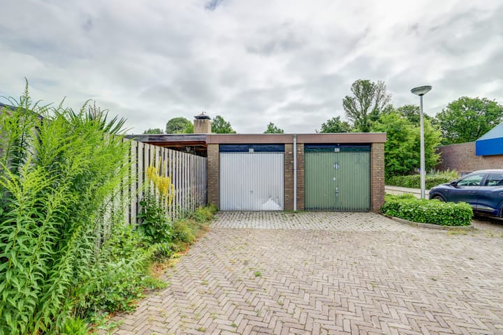 Foto 38 van Talmaplantsoen 60