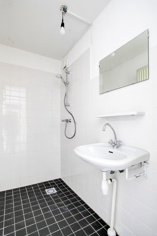 Photo 8 of Dapperstraat 28-A