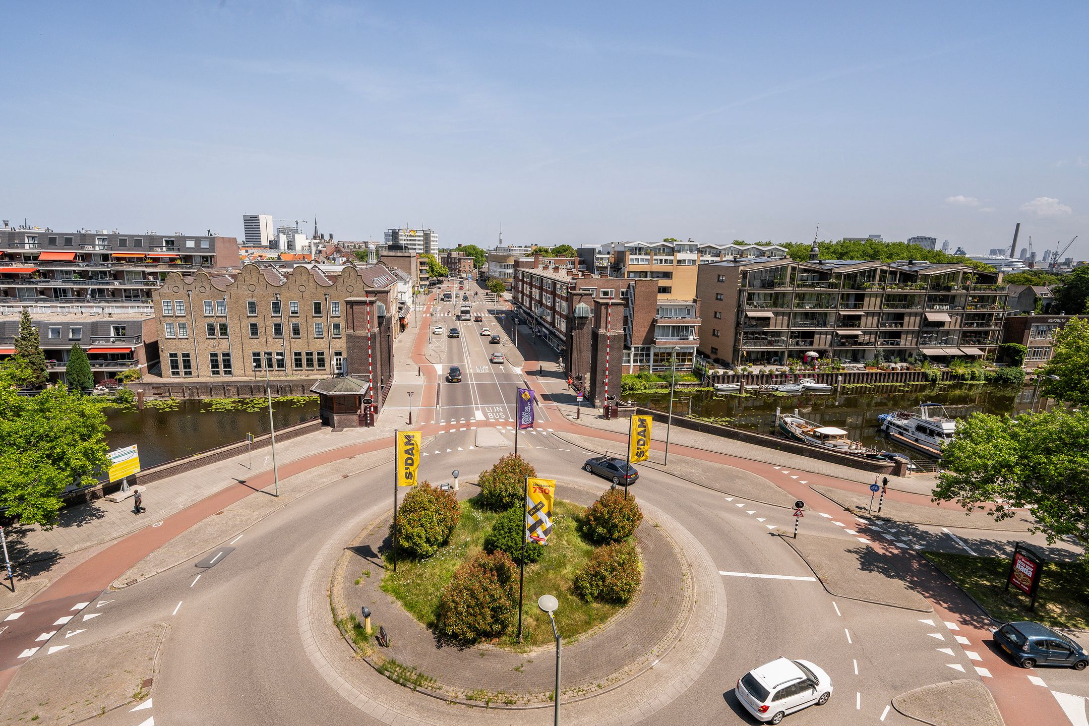 Photo 21 of Over de Vesten 72