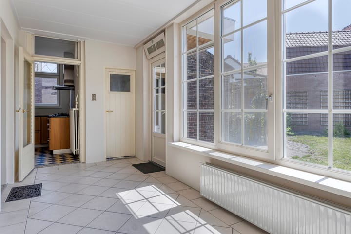 Foto 8 van Stationsstraat 39