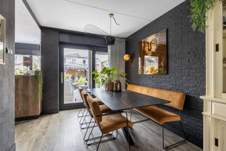 Foto 9 van Borg Ewsum 106