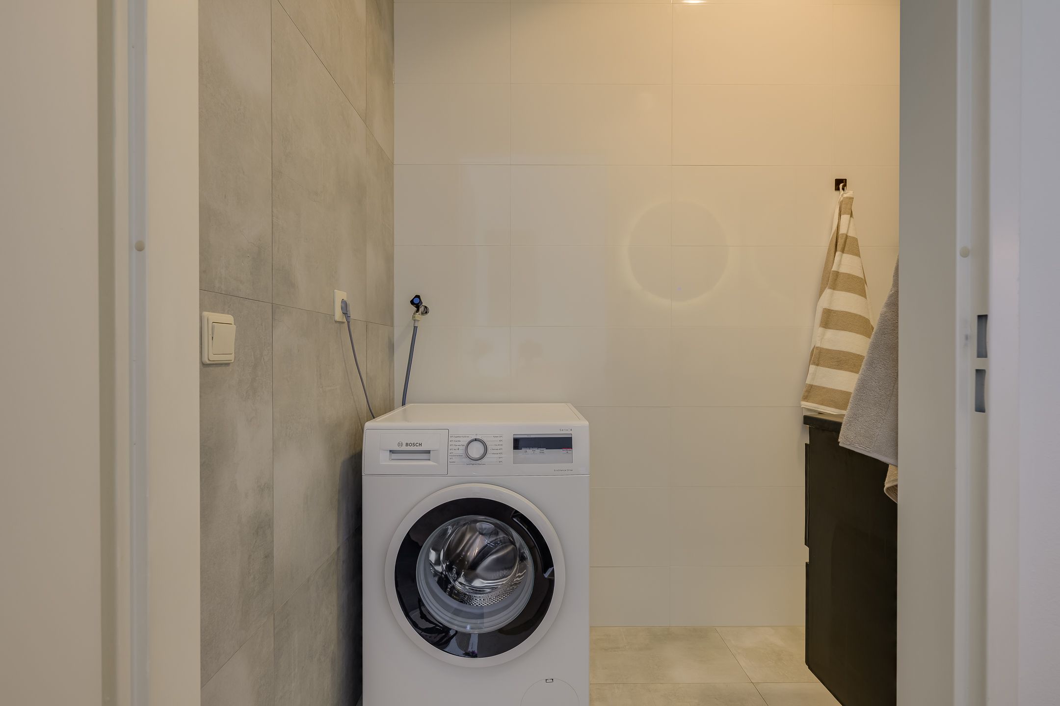 Foto 24 van Hazerswoudestraat 348