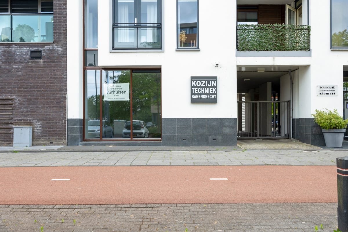 Bekijk foto 3 van Avenue Carnisse 119