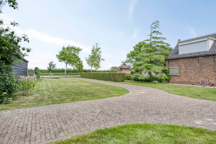 Foto 7 van Prelaatweg 45