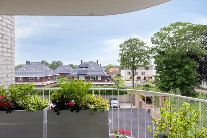 Foto 40 van Burgemeester Falkenaweg 22