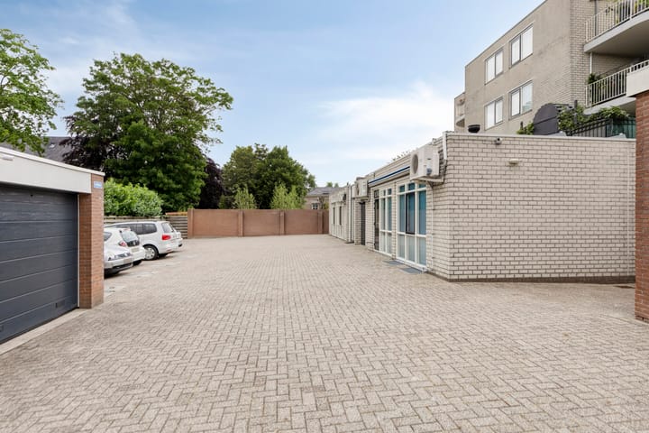 Foto 44 van Burgemeester Falkenaweg 22