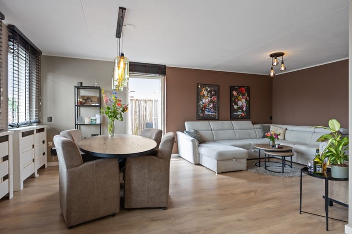 Foto 7 van Oliemaat 109