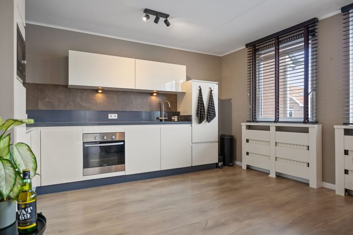 Foto 9 van Oliemaat 109