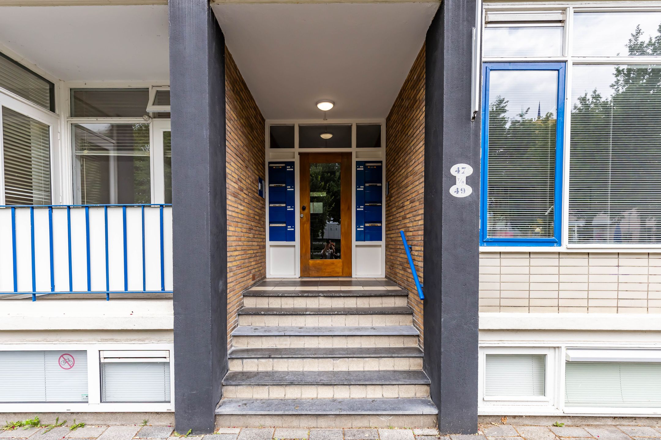 Photo 6 of Ubbo Emmiussingel 49