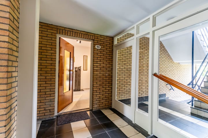 Foto 7 van Ubbo Emmiussingel 49