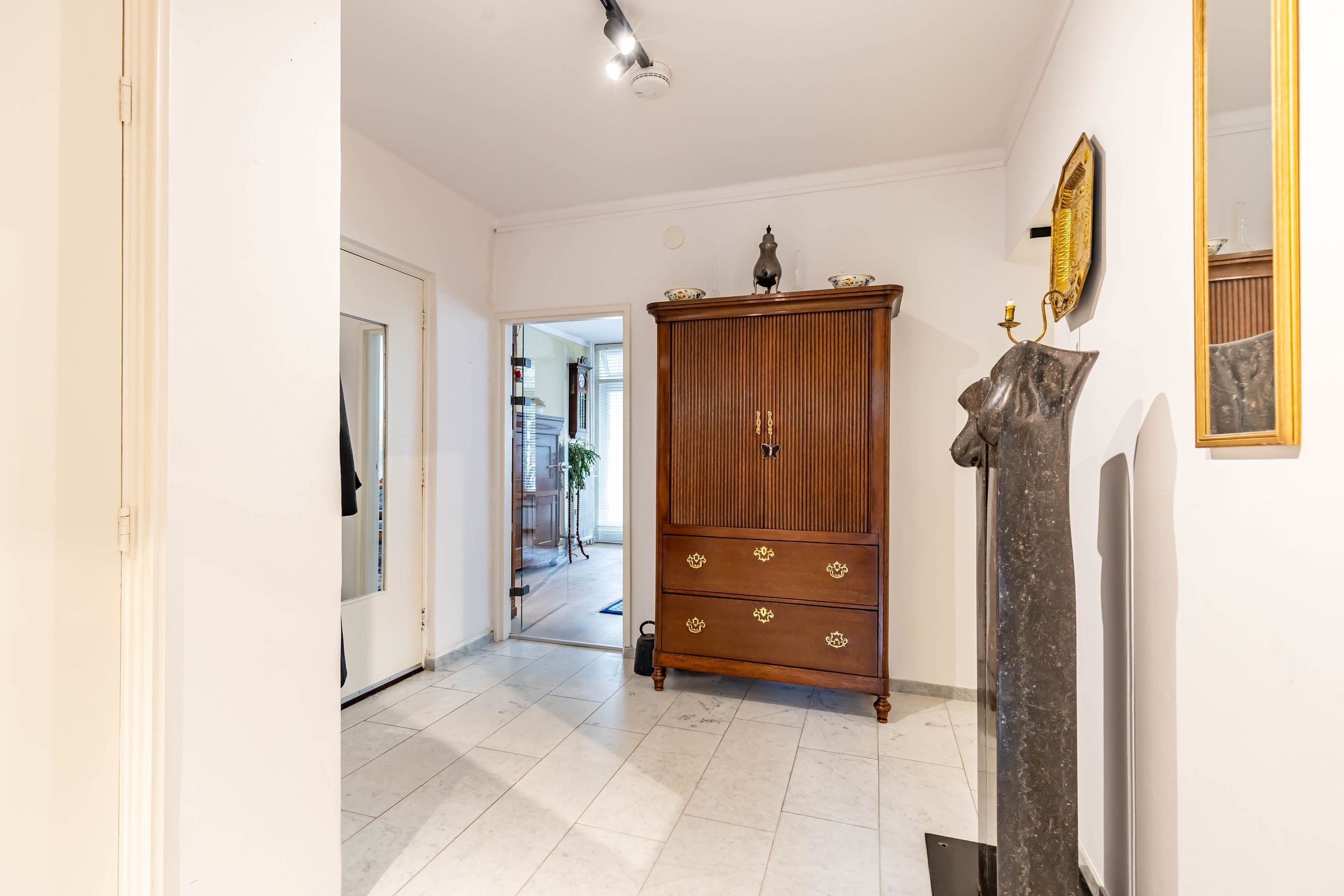 Photo 9 of Ubbo Emmiussingel 49