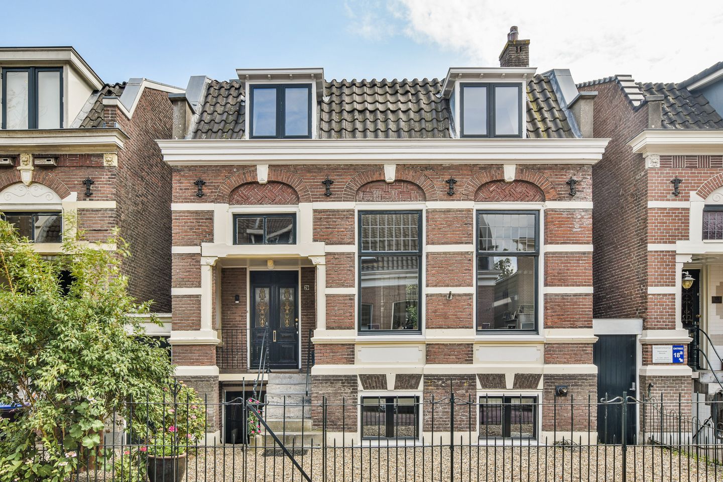 Foto 1 van Stationsstraat 20